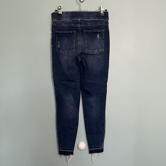 Spanx Raw Hem Pull On Jeans SP - Picture 8 of 11